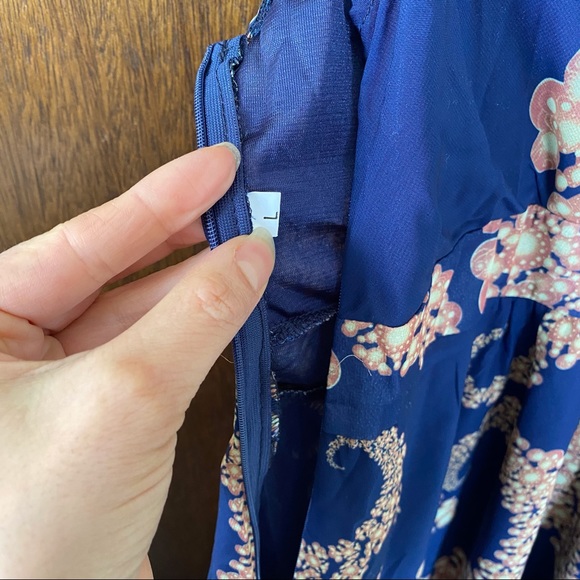 Tribal Print V Neck Short Sleeve Dress Size L - Picture 3 of 9